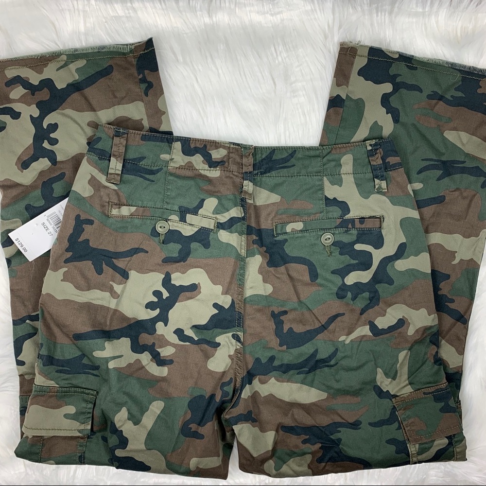 🔥SANCTUARY🔥Love Camo Capri Pants Frayed Hem Size 27 Green Camouflage NWT - Picture 5 of 6